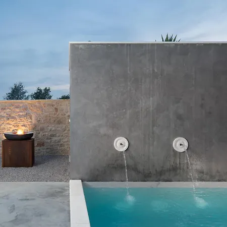 فيلة Luxury Covri بروتونيغلا