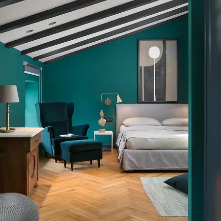 Luxury Covri